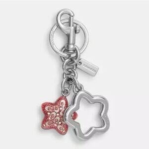 💕🔹️Coach🔹️ Silver/pink Petal Star Key Holder Or Bagcharm